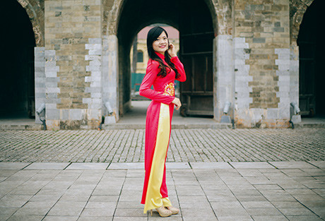 Top 10 thiếu nữ duyên dáng nhất ĐH Công đoàn ảnh 1