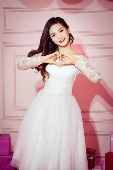 10 thiếu nữ xinh đẹp nhất trường Báo 2014 ảnh 6