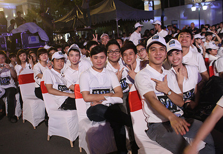 Đồng loạt tắt đèn hưởng ứng Giờ trái đất 2014 ảnh 17