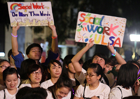 Đồng loạt tắt đèn hưởng ứng Giờ trái đất 2014 ảnh 15