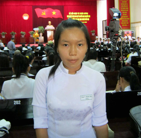 Trong suốt 10 năm học, Trần Thị Quỳnh Trang - học sinh lớp 10 A9 Trường THPT Trần Đại Nghĩa luôn chiếm giữ vị trí nhất lớp