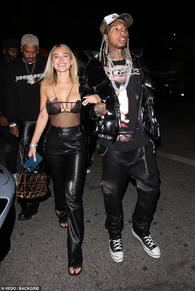 Trước đó, Tyga được biết đến với mối tình cùng em út nhà Kim Kardashian là Kylie Jenner. Anh và Kylie Jenner (SN 1997) yêu nhau từ khi cô mới 16 tuổi. Cặp đôi chia tay vào năm 2017 và bị tồn tái hợp vào năm 2019. Hiện sau chia tay cả hai vẫn giữ quan hệ bạn bè.