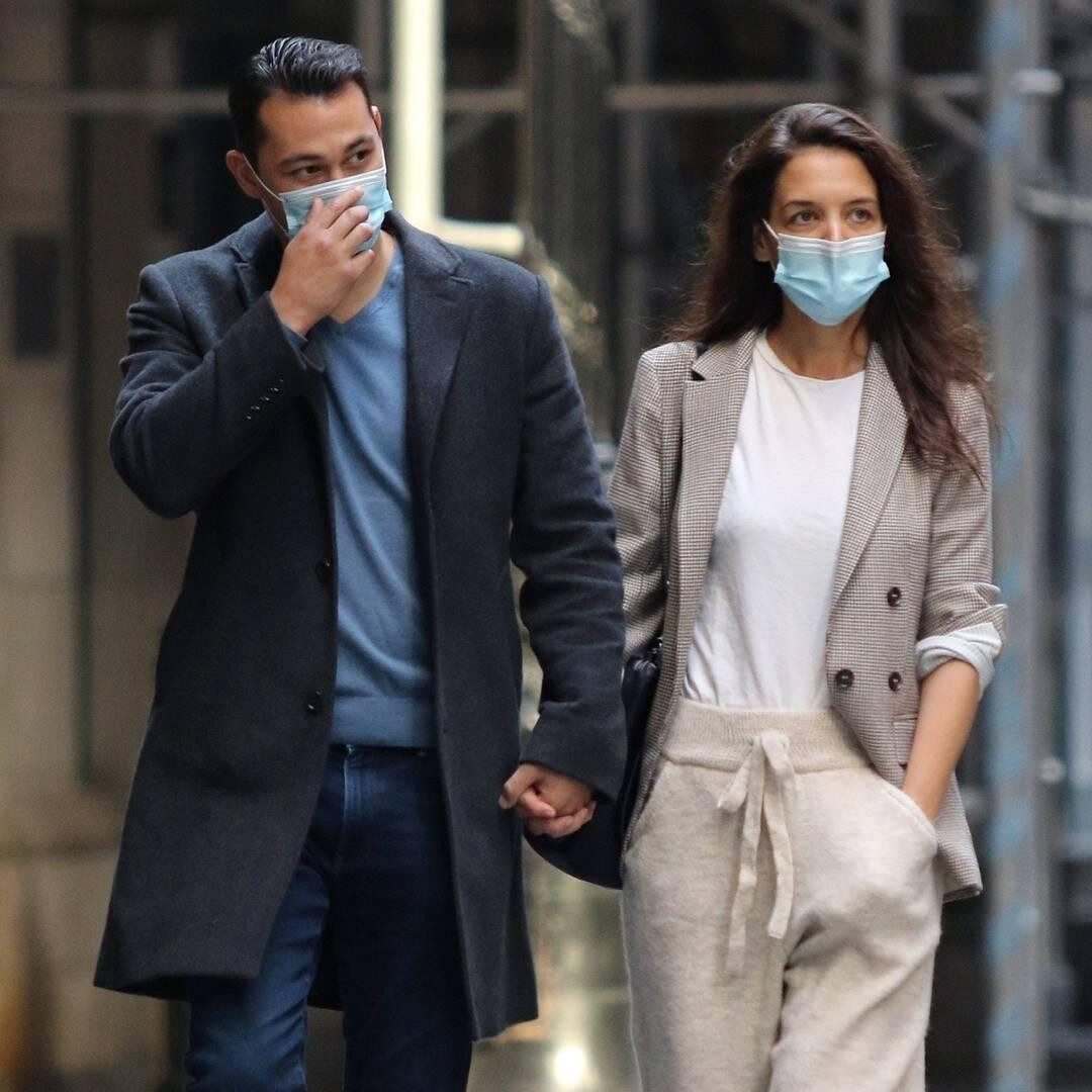 Thời điểm đó, những hình ảnh này khiến dân mạng thế giới “dậy sóng” vì vợ cũ Tom Cruise vốn rất kín tiếng về đời tư.