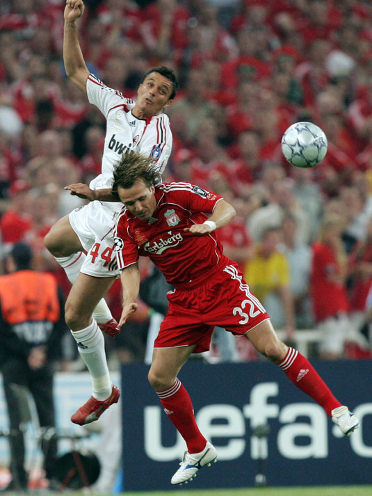 Song Milan vẫn không phải là đội bóng vừa Song Milan vẫn không phải là đội bóng vừa