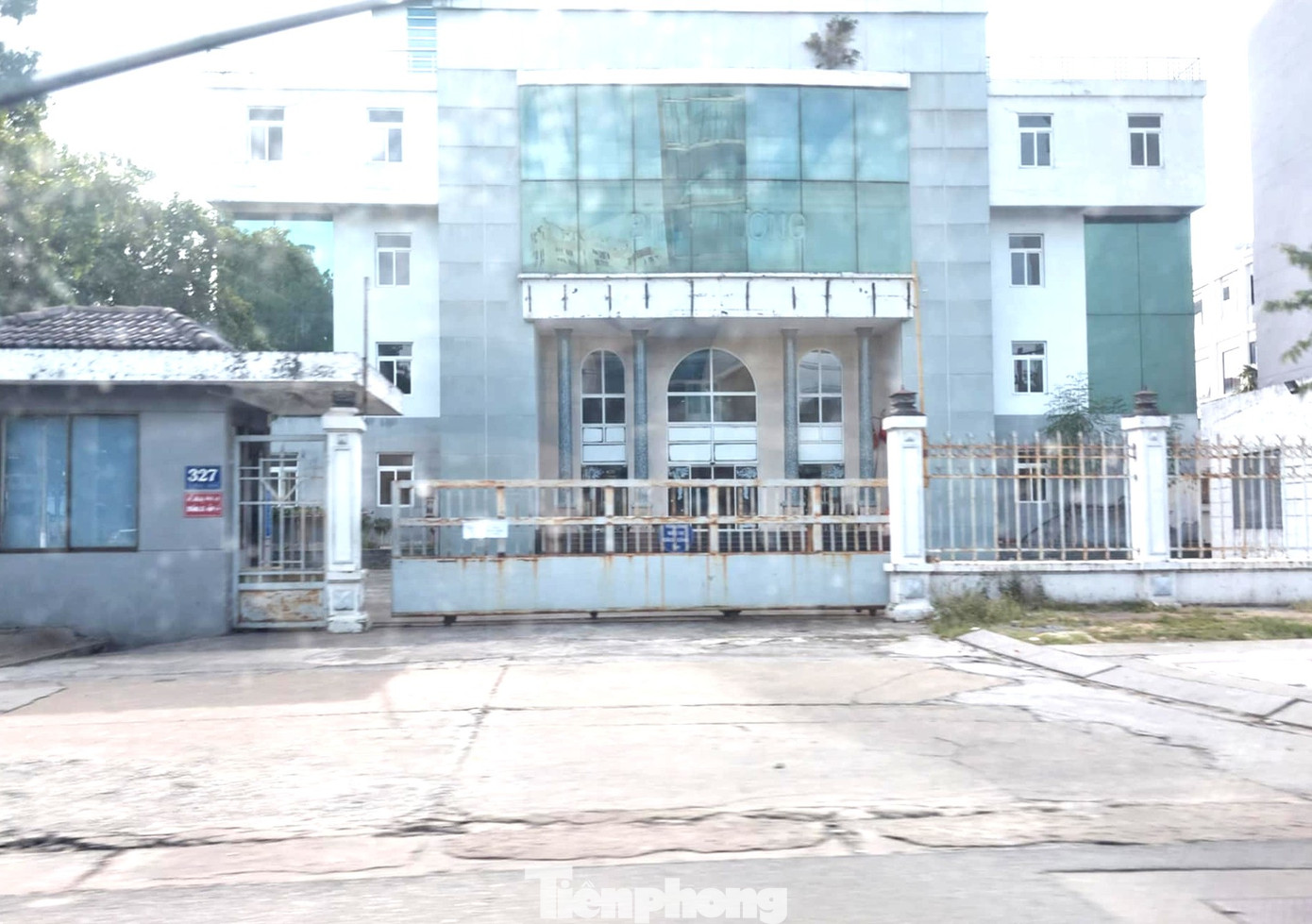 Trụ sở Cục Hải quan tỉnh Bình Dương bỏ hoang sau khi di dời đến nơi mới Trụ sở Cục Hải quan tỉnh Bình Dương bỏ hoang sau khi di dời đến nơi mới