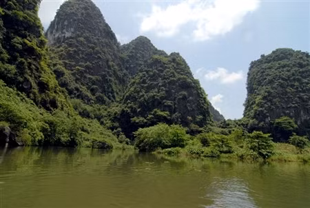 Thiên nhiên hữu tình tại Tràng An