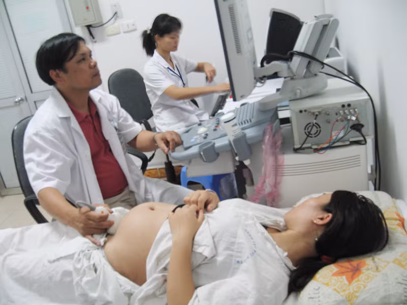 Siêu âm cũng nằm trong số hơn 400 dịch vụ y tế tăng giá. Ảnh: Thái Hà