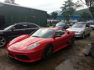 Những chiếc xe bị tạm giữ vì liên quan nghi án xe lậu. Những chiếc xe bị tạm giữ vì liên quan nghi án xe lậu