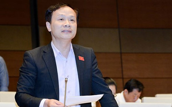 'Bán dâm 4 lần mới bị đuổi học là quy định không phù hợp' ảnh 1