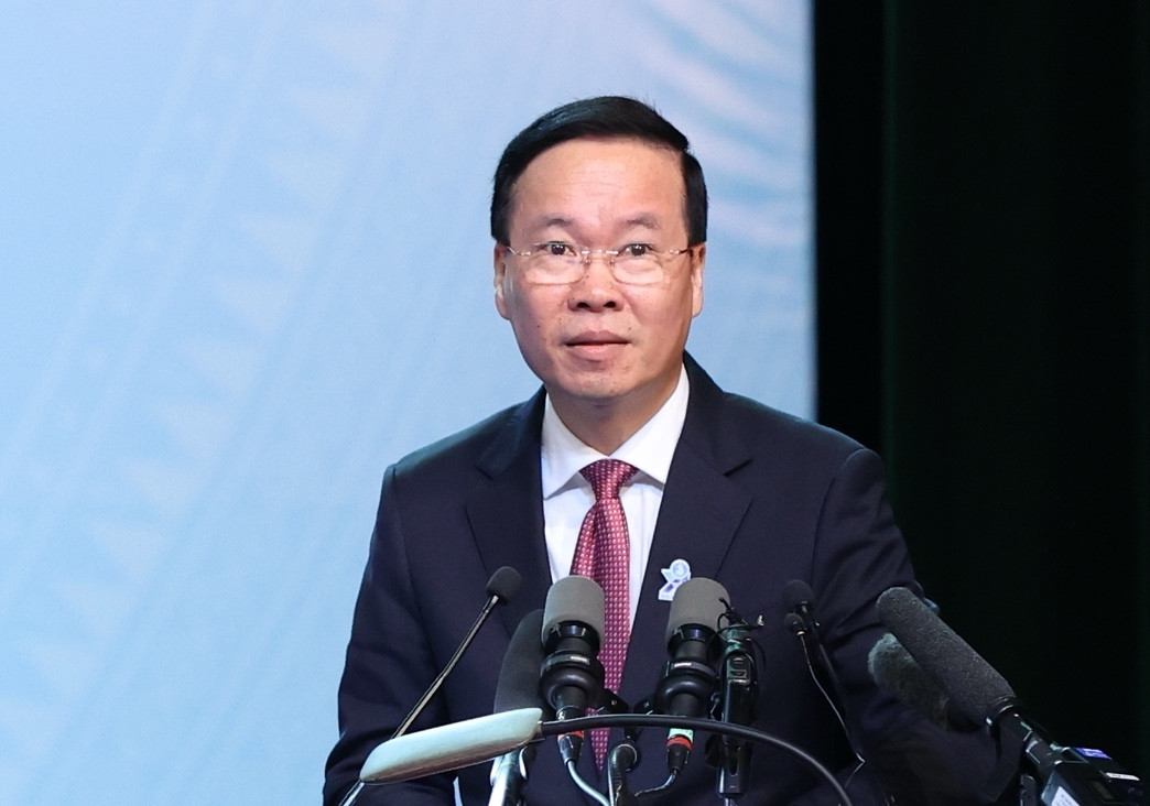 Đồng chí Võ Văn Thưởng - Ủy viên Bộ Chính trị, Chủ tịch nước CHXHCN Việt Nam thay mặt lãnh đạo Đảng, Nhà nước phát biểu chỉ đạo đại hội.