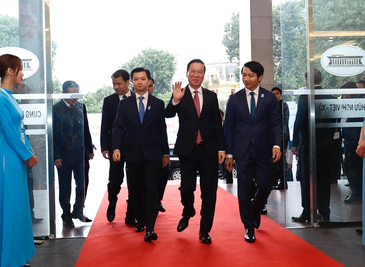 Chủ tịch nước Võ Văn Thưởng dự phiên trọng thể Đại hội đại biểu toàn quốc Hội Sinh viên Việt Nam lần thứ XI, nhiệm kỳ 2023 - 2028.