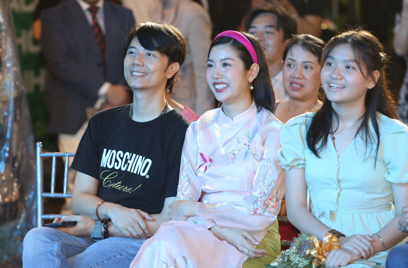 Á hậu Quốc tế Thúy Vân cùng chồng - doanh nhân Nhật Vũ dự chương trình. Á hậu Quốc tế Thúy Vân cùng chồng - doanh nhân Nhật Vũ dự chương trình.