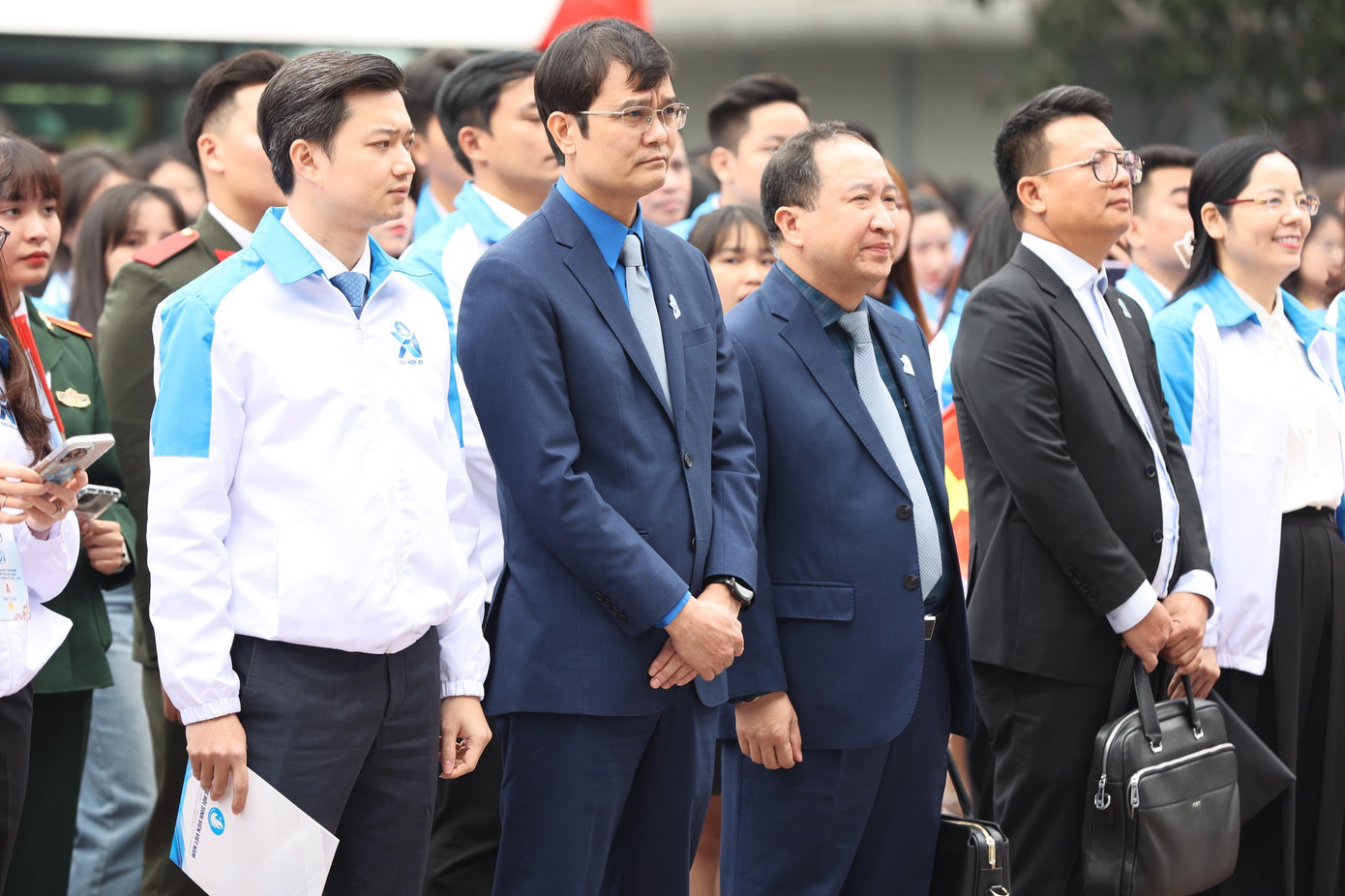 Các đại biểu dự Đại hội đại biểu toàn quốc Hội Sinh viên Việt Nam lần thứ XI, nhiệm kỳ 2023 - 2028, dự lễ khai mạc triển lãm.