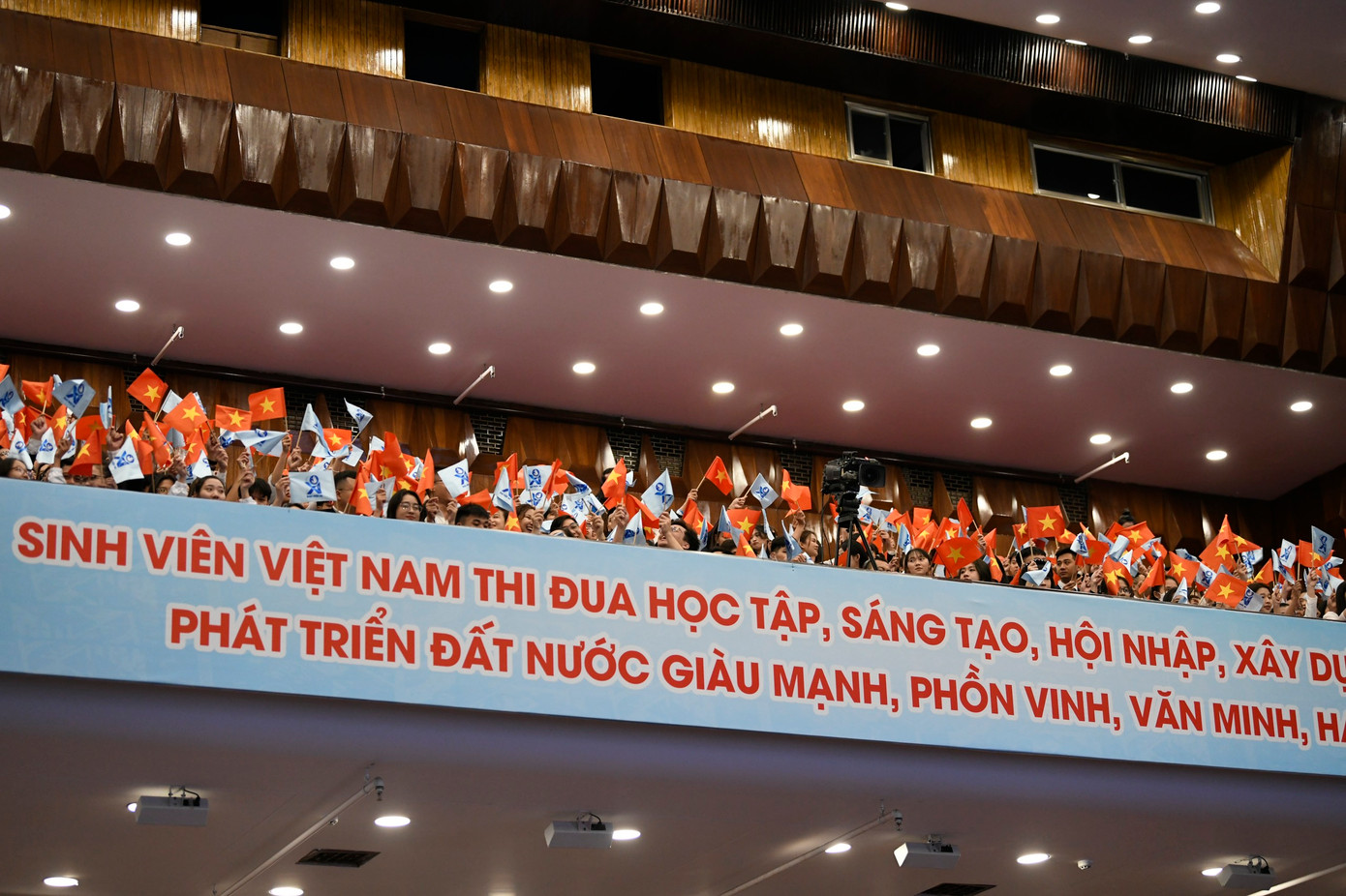 Ra mắt Ban Chấp hành T.Ư Hội Sinh viên Việt Nam khoá XI ảnh 38