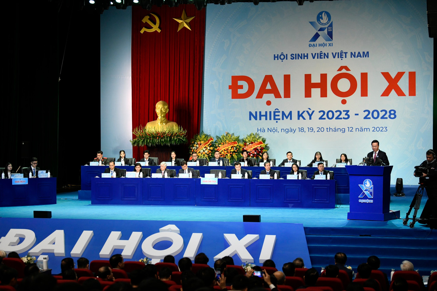 Đồng chí Võ Văn Thưởng, Ủy viên Bộ Chính trị, Chủ tịch nước CHXHCN Việt Nam thay mặt lãnh đạo Đảng, Nhà nước phát biểu chỉ đạo đại hội.