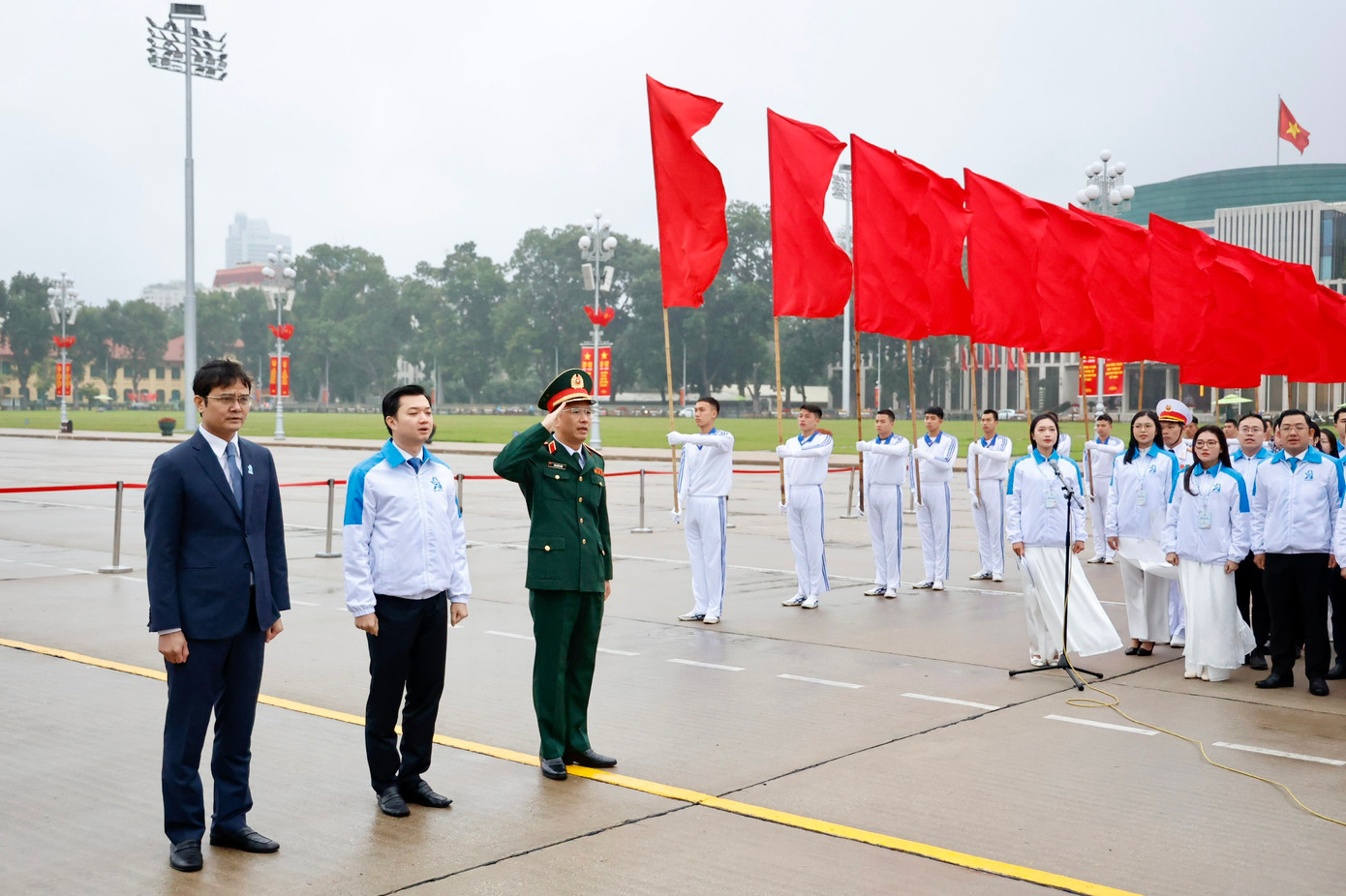 Ra mắt Ban Chấp hành T.Ư Hội Sinh viên Việt Nam khoá XI ảnh 5