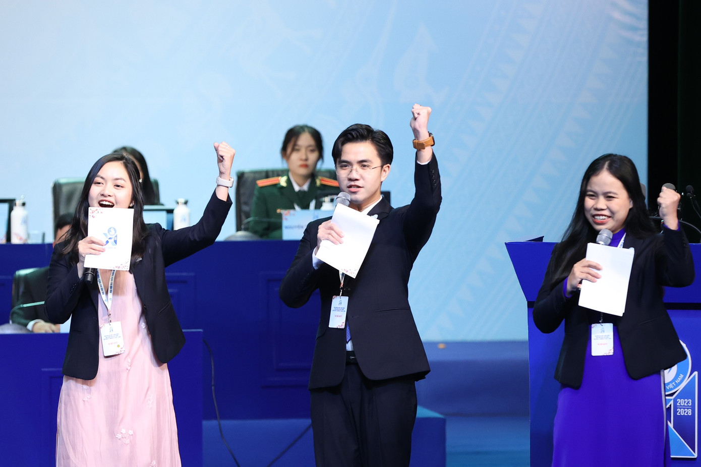 Ra mắt Ban Chấp hành T.Ư Hội Sinh viên Việt Nam khoá XI ảnh 44