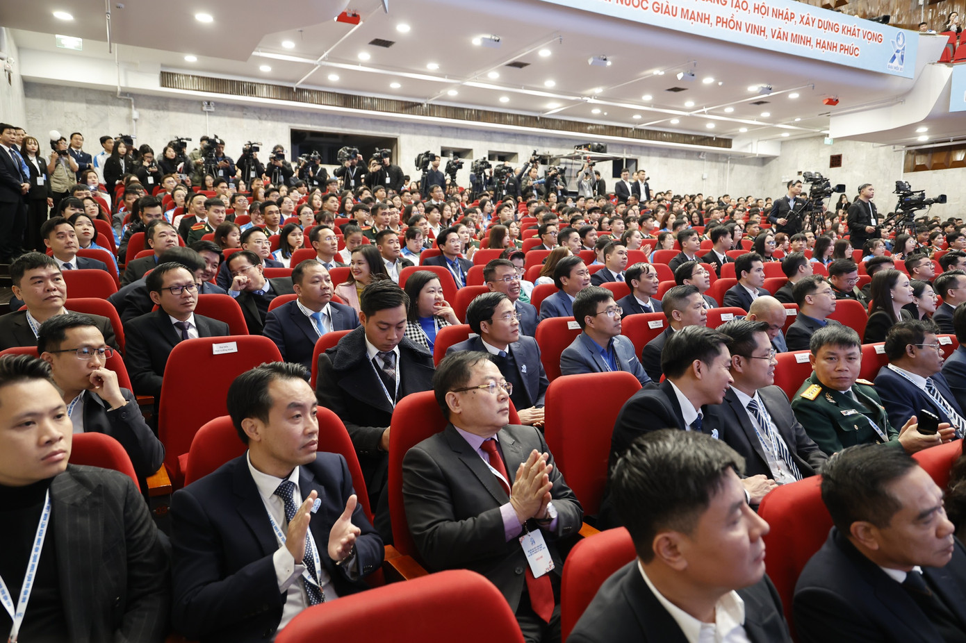 Ra mắt Ban Chấp hành T.Ư Hội Sinh viên Việt Nam khoá XI ảnh 23