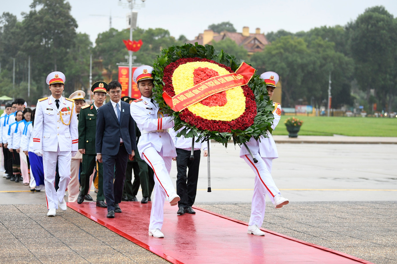 Ra mắt Ban Chấp hành T.Ư Hội Sinh viên Việt Nam khoá XI ảnh 8