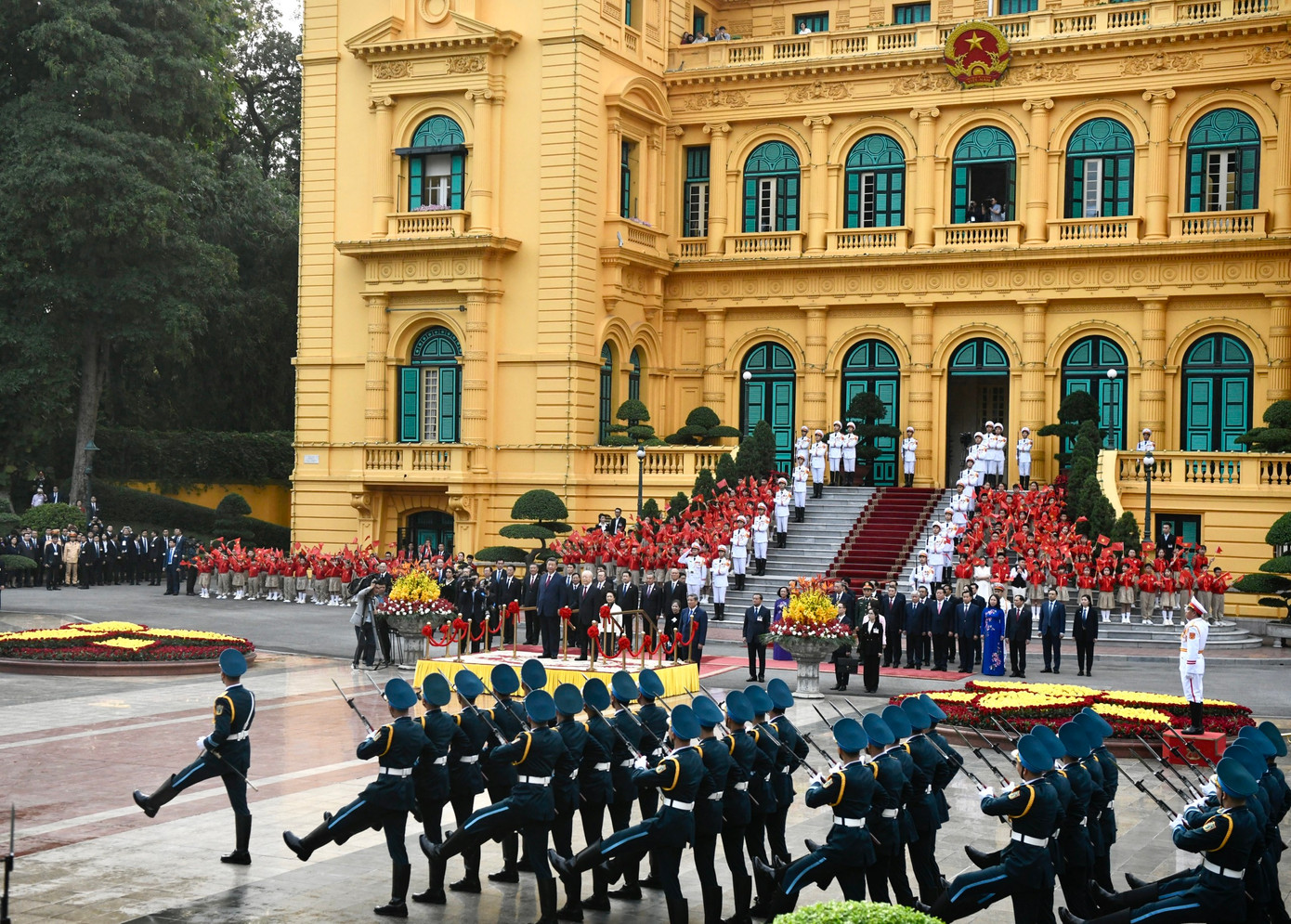 Tổng Bí thư Nguyễn Phú Trọng chủ trì lễ đón Tổng Bí thư, Chủ tịch Trung Quốc Tập Cận Bình ảnh 17 Tổng Bí thư Nguyễn Phú Trọng chủ trì lễ đón Tổng Bí thư, Chủ tịch Trung Quốc Tập Cận Bình ảnh 17