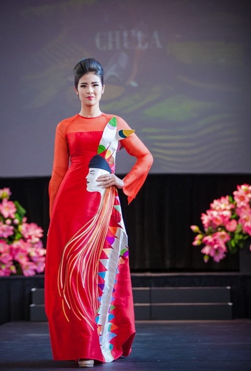 Bản tin Hoa hậu: Thu Thủy ‘tái xuất’ showbiz quyến rũ ảnh 3