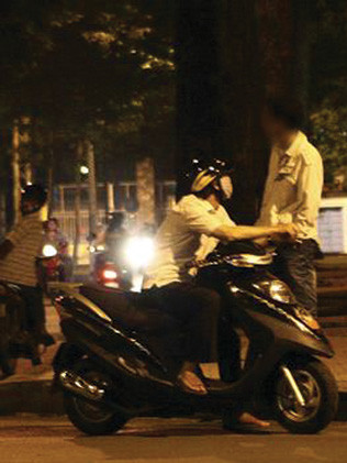 Trả giá (Thanh Niên)