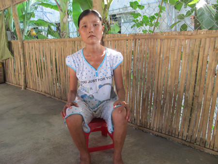 Từ một người bình thường khỏe mạnh giờ cô chỉ còn lại chưa đầy 24kg