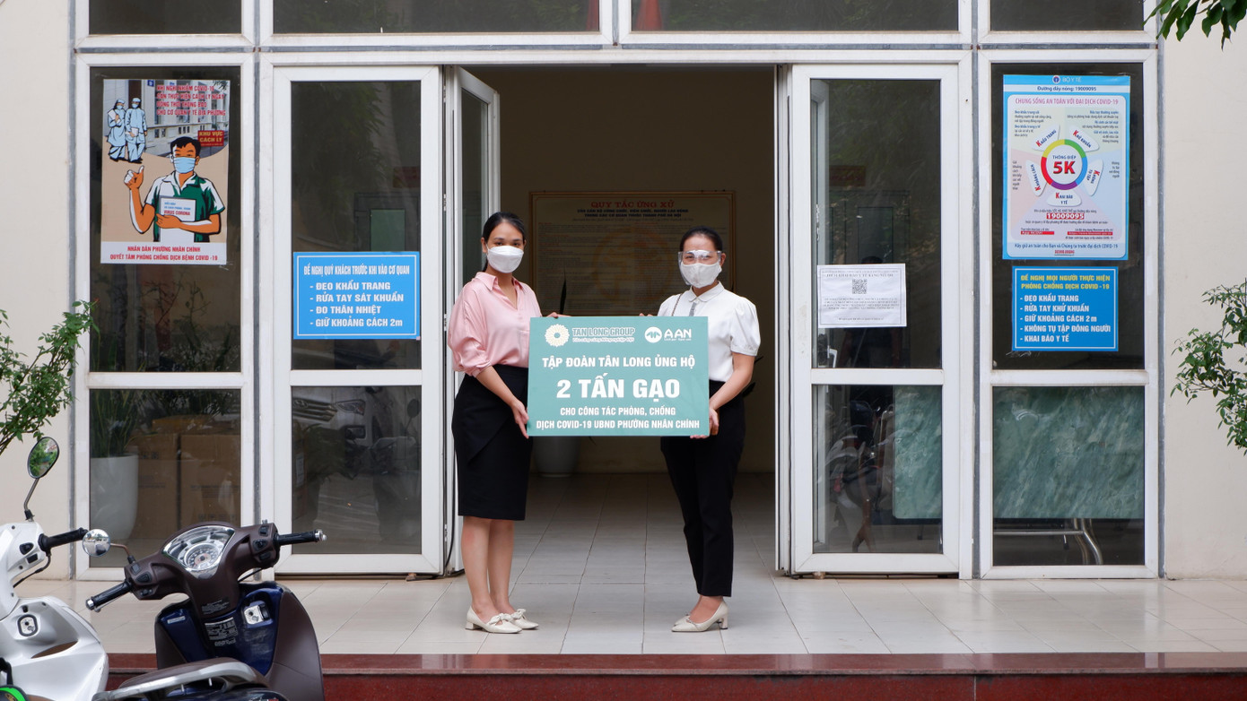 Gạo được gửi tặng đến nhiều địa phương khác nhau giữa mùa dịch