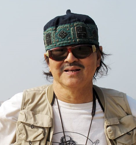 Showbiz 29/9: NSND Hồng Vân đau thắt tim nói vĩnh biệt sân khấu SuperBowl ảnh 1