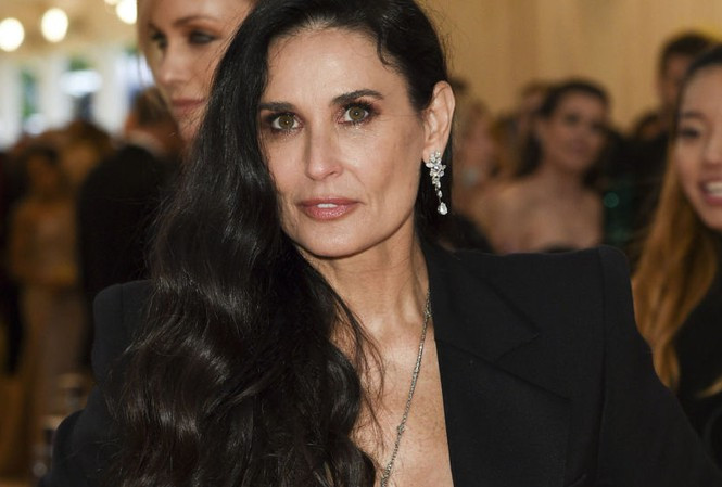 Showbiz 25/9: Quý Bình lần đầu tiết lộ về bạn gái đại gia ảnh 3