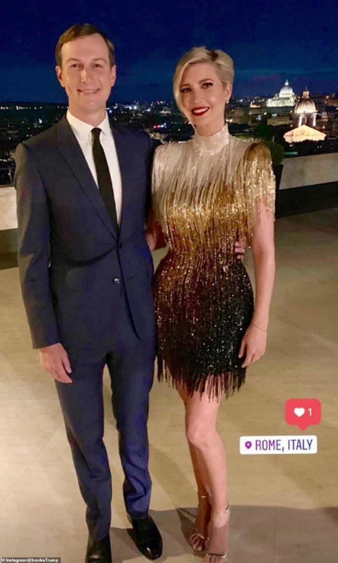 Showbiz 24/9: Kim Lý ôm hôn Hồ Ngọc Hà công khai trên máy bay ảnh 5