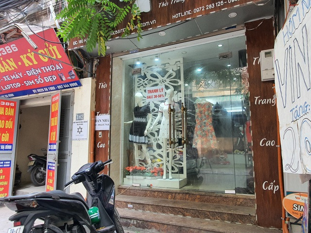 Hàng quán đóng cửa sang nhượng, dân quanh Công ty Rạng Đông ồ ạt bán nhà ảnh 1