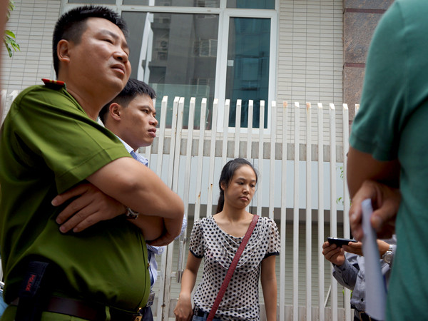 Lực lượng công an có mặt tại trụ sở Công ty CP Đầu tư Minh Việt