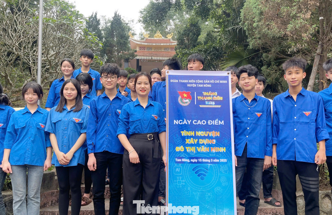 100% cơ sở đoàn: phường, thị trấn trên của tỉnh Phú Thọ đợt ra quân cao điểm “Chung tay xây dựng đô thị văn minh năm 2025”.