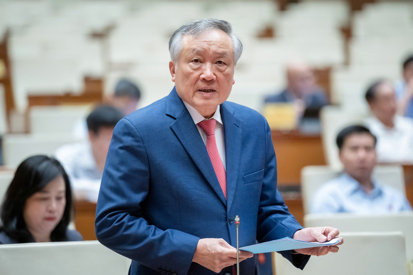 Ông Nguyễn Hòa Bình tại phiên chất vấn của Ủy ban Thường vụ Quốc hội. Ông Nguyễn Hòa Bình tại phiên chất vấn của Ủy ban Thường vụ Quốc hội.