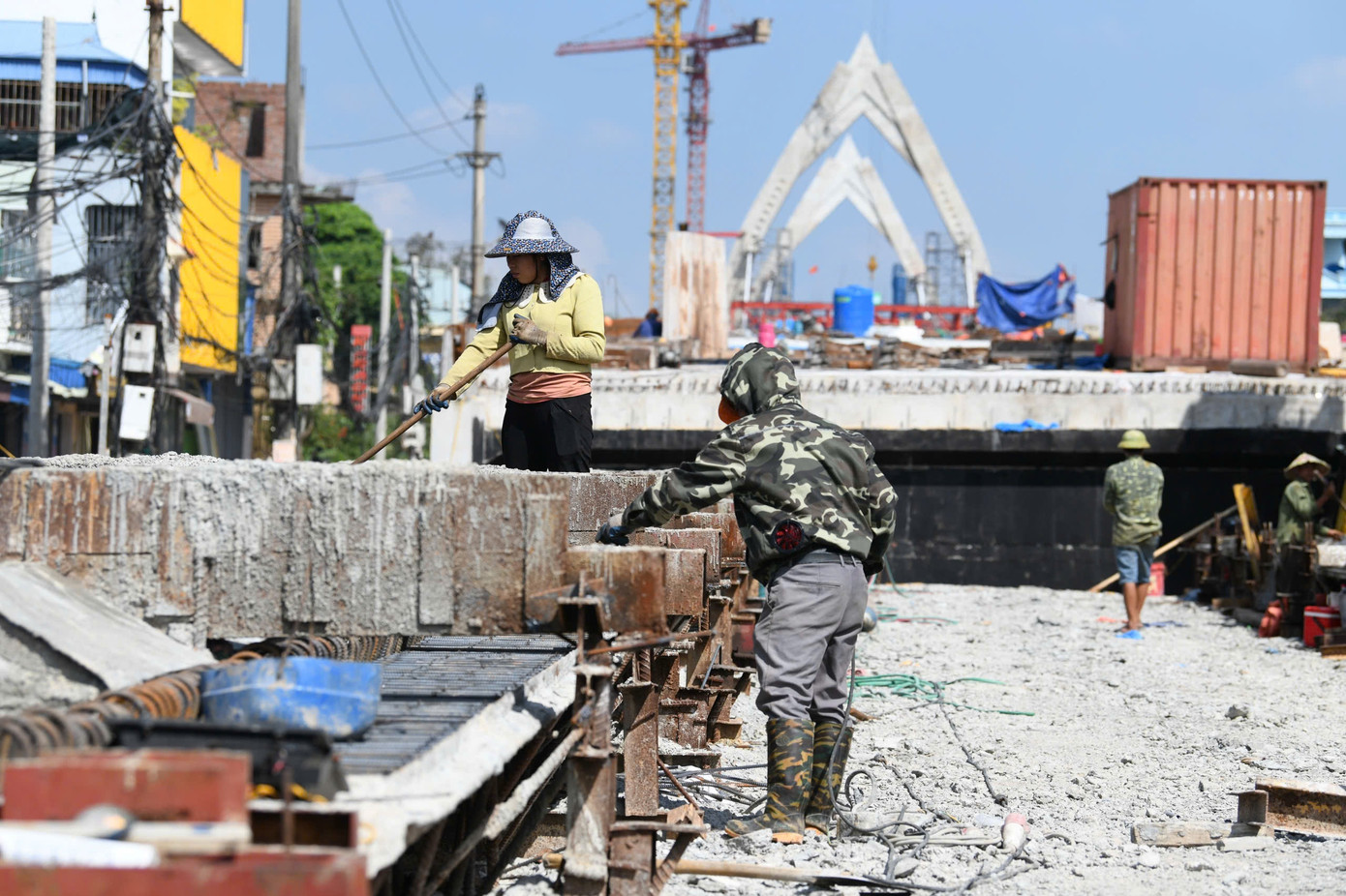 Nam Định huy động nhiều nguồn để đầu tư xây dựng, cải tạo, nâng cấp kết cấu hạ tầng giao thông của tỉnh