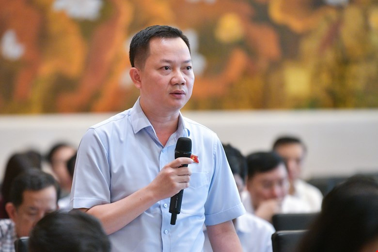 ĐBQH Trịnh Xuân An (đoàn Đồng Nai). ĐBQH Trịnh Xuân An (đoàn Đồng Nai).