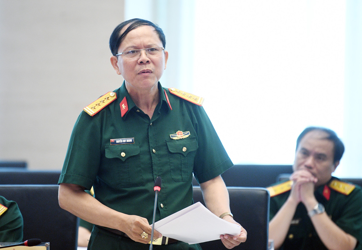 Đại biểu phát biểu tại tọa đàm. (Ảnh: Quốc hội)