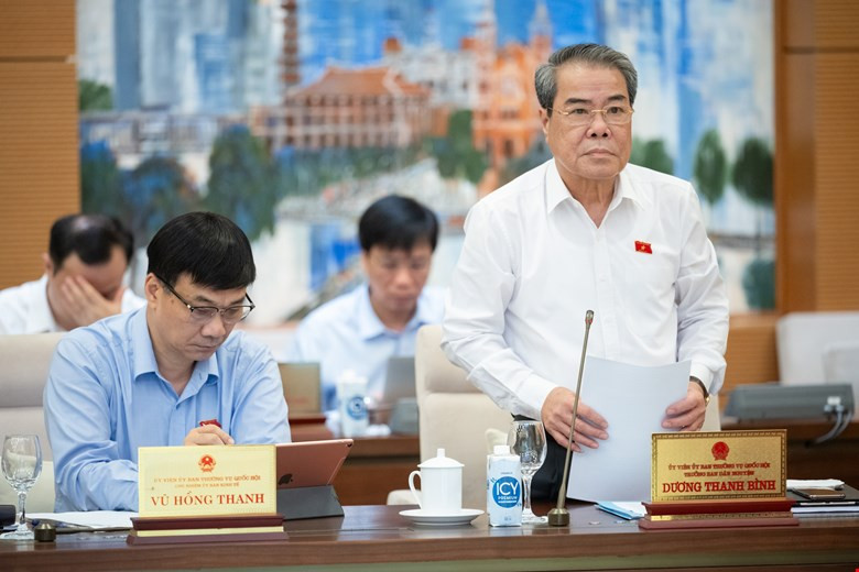 Trưởng ban Dân nguyện Dương Thanh Bình. Trưởng ban Dân nguyện Dương Thanh Bình.