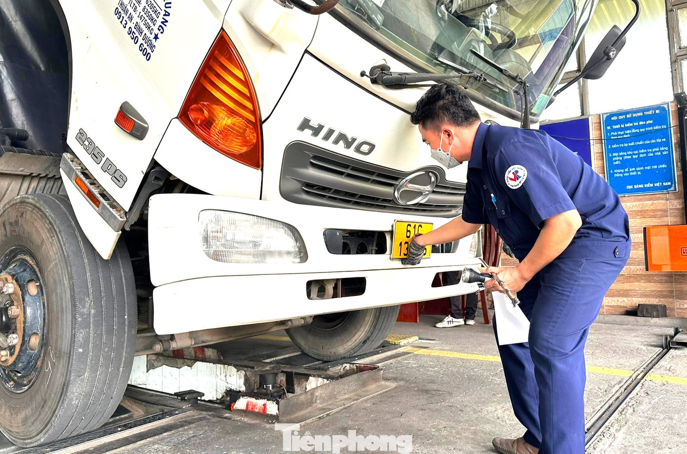 Bình Dương bố trí giờ làm thêm để giải quyết kịp thời cho các phương tiện đến kỳ kiểm định Bình Dương bố trí giờ làm thêm để giải quyết kịp thời cho các phương tiện đến kỳ kiểm định