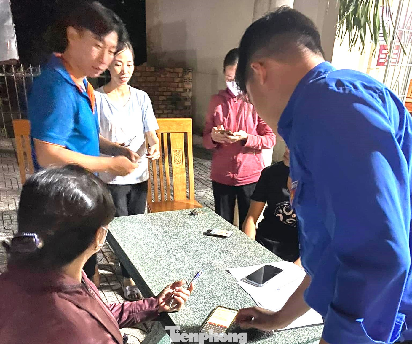 Trong thời gian triển khai kế hoạch, Bình Dương đặt ra mục tiêu đảm bảo 100% đảng viên, cán bộ, công chức, viên chức, người lao động trên địa bàn đăng ký và kích hoạt tài khoản định danh điện tử mức 2 và sử dụng tài khoản định danh điện tử để đăng nhập vào cổng dịch vụ công Quốc gia. Trong thời gian triển khai kế hoạch, Bình Dương đặt ra mục tiêu đảm bảo 100% đảng viên, cán bộ, công chức, viên chức, người lao động trên địa bàn đăng ký và kích hoạt tài khoản định danh điện tử mức 2 và sử dụng tài khoản định danh điện tử để đăng nhập vào cổng dịch vụ công Quốc gia.