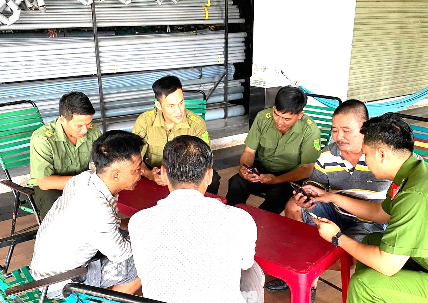 Kế hoạch đề ra 100% các cơ sở khám chữa bệnh đủ điều kiện thực hiện hoạt động khám, chữa bệnh sử dụng thẻ căn cước công dân thay thế thẻ bảo hiểm y tế; 100% các cơ sở khám chữa bệnh phải thực hiện thông báo lưu trú qua dịch vụ công trực tuyến hoặc qua phần mềm thông báo lưu trú ASM do Bộ Công an phát triển. Kế hoạch đề ra 100% các cơ sở khám chữa bệnh đủ điều kiện thực hiện hoạt động khám, chữa bệnh sử dụng thẻ căn cước công dân thay thế thẻ bảo hiểm y tế; 100% các cơ sở khám chữa bệnh phải thực hiện thông báo lưu trú qua dịch vụ công trực tuyến hoặc qua phần mềm thông báo lưu trú ASM do Bộ Công an phát triển.