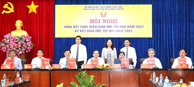Các tỉnh Đông Nam Bộ ký giao ước thi đua năm 2023