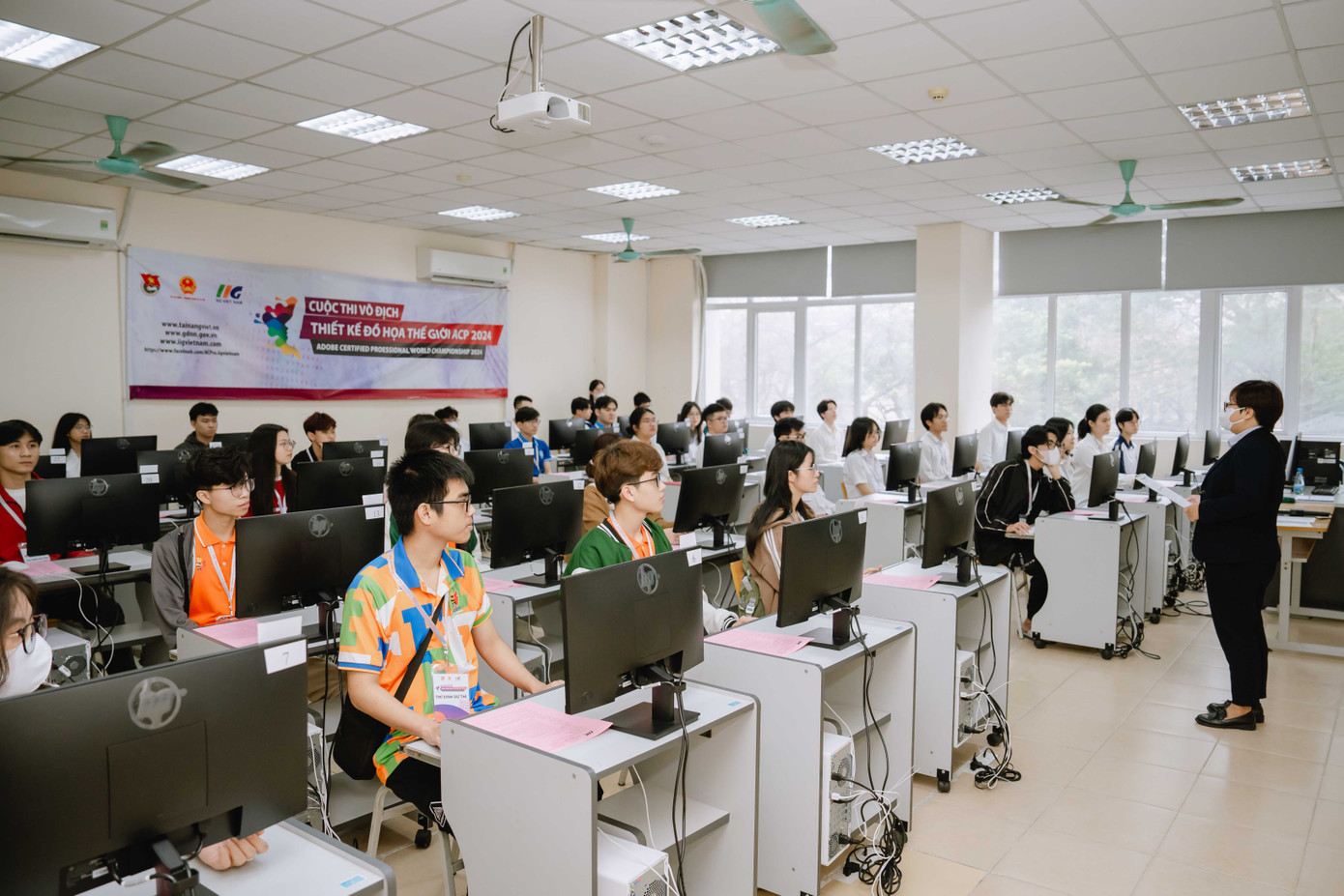 Thí sinh sẵn sàng trước giờ thi Thí sinh sẵn sàng trước giờ thi