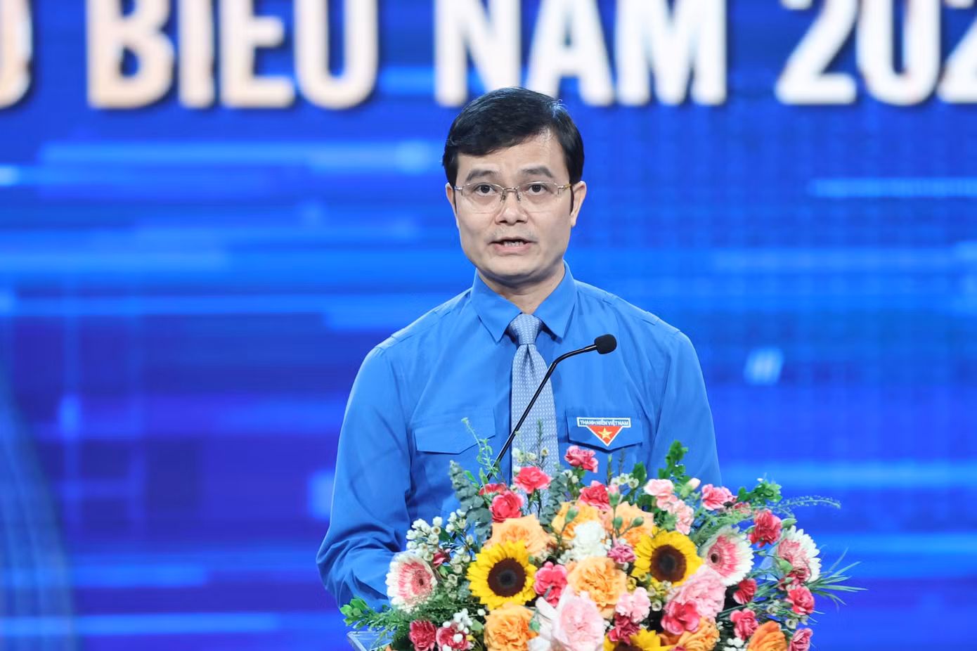 Anh Bùi Quang Huy - Uỷ viên dự khuyết T.Ư Đảng, Bí thư thứ nhất T.Ư Đoàn phát biểu tại chương trình