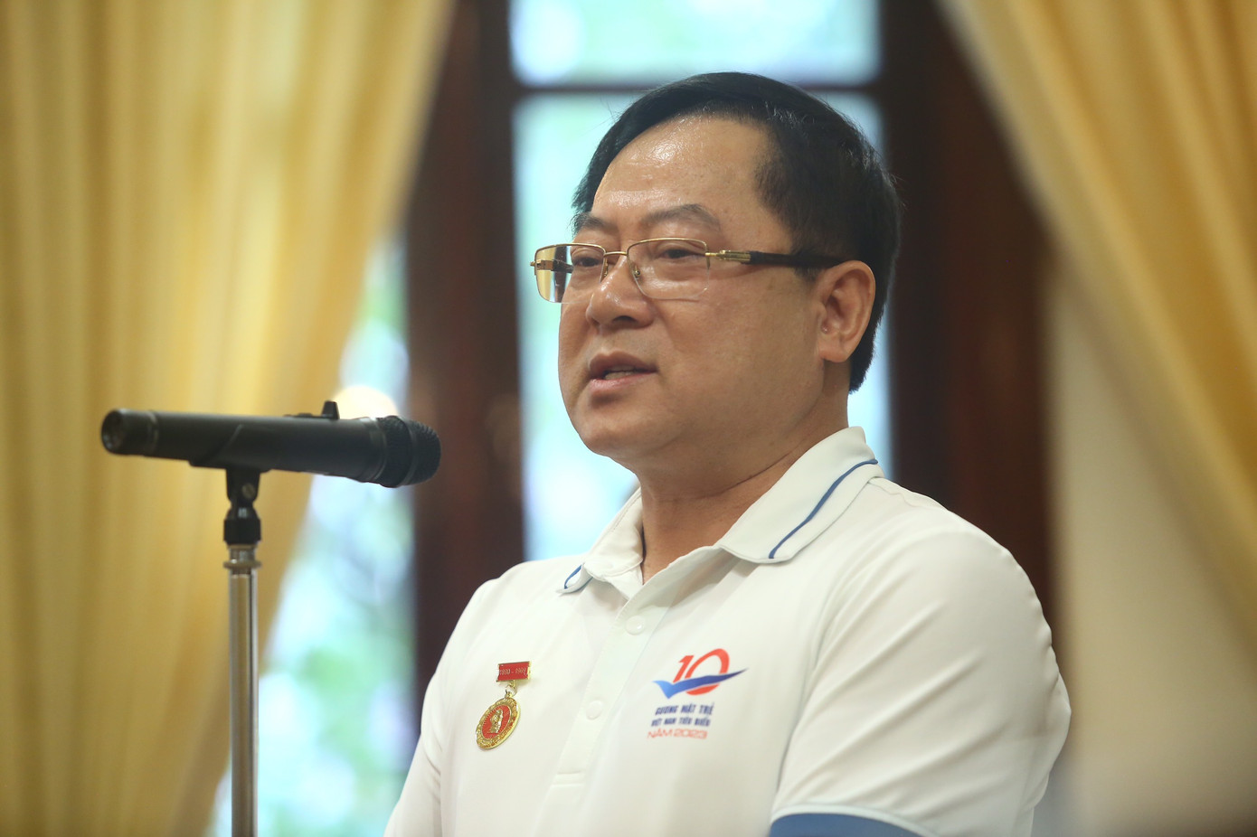 Nhà báo Lê Xuân Sơn - Tổng Biên tập Báo Tiền Phong, Giám đốc Quỹ Hỗ trợ Tài năng trẻ Việt Nam phát biểu tại lễ gặp mặt.