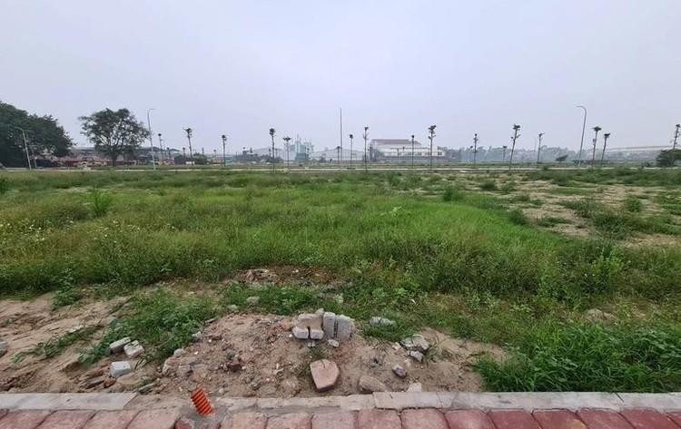 Các phiên đấu giá gần đây nhất tại các huyện vùng ven Hà Nội đang có dấu hiệu hạ nhiệt.