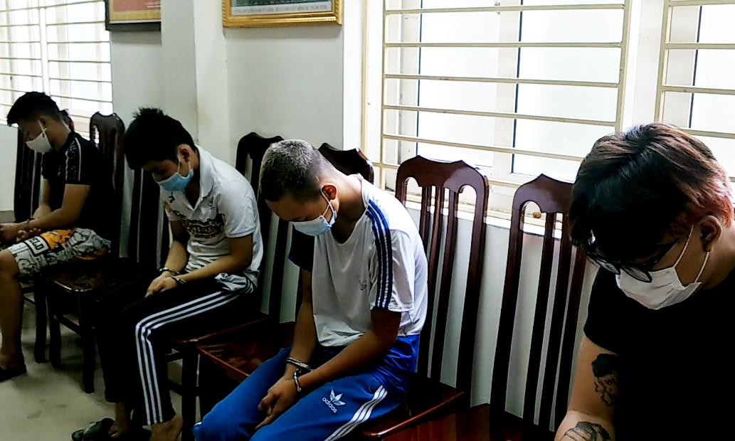 Nhóm đối tượng bị bắt giữ.