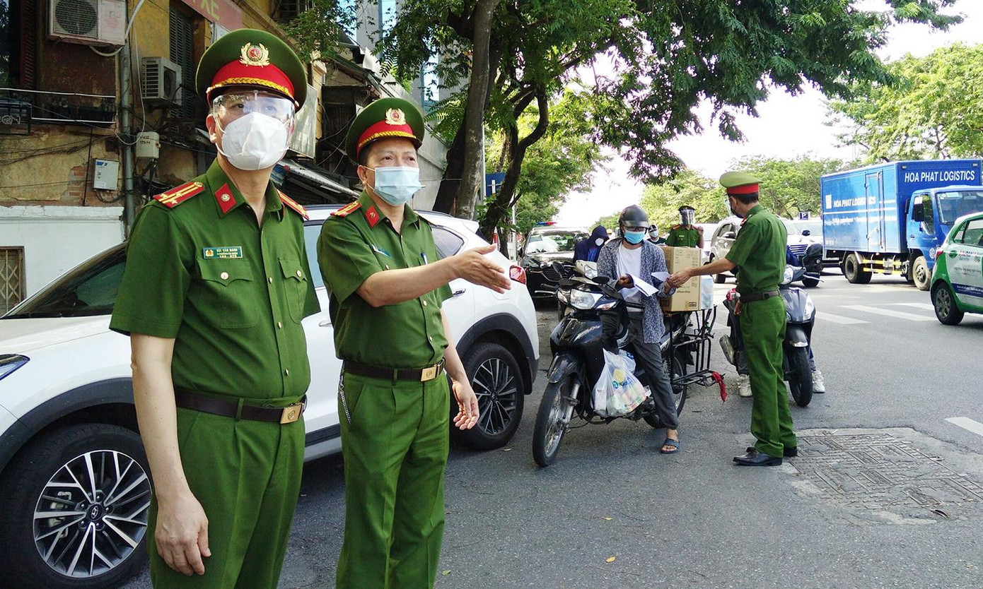 Công an TP Hà Nội lập thêm 6 tổ tuần tra kiểm soát xử lý vi phạm giãn cách xã hội.