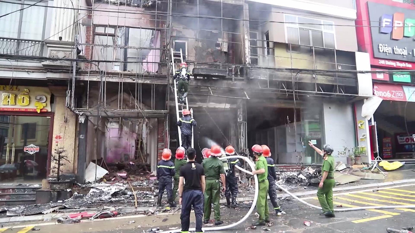 Theo thông tin ban đầu, vụ việc không gây thiệt hại về người.